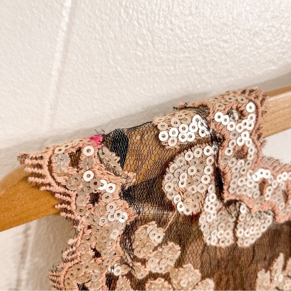 Tadashi Shoji black gold illusion sequins gown size 12 - Picture 7 of 14